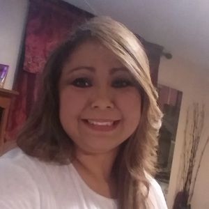 Meet your Posher, Yolanda